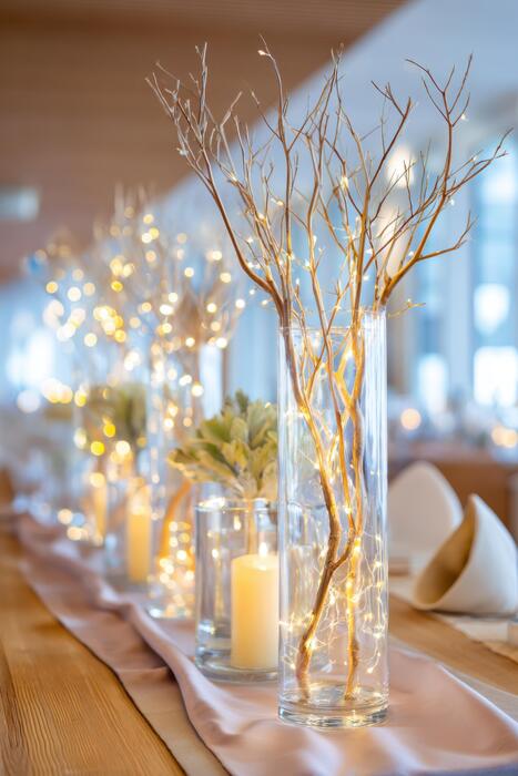 centerpiece vase filler ideas overview