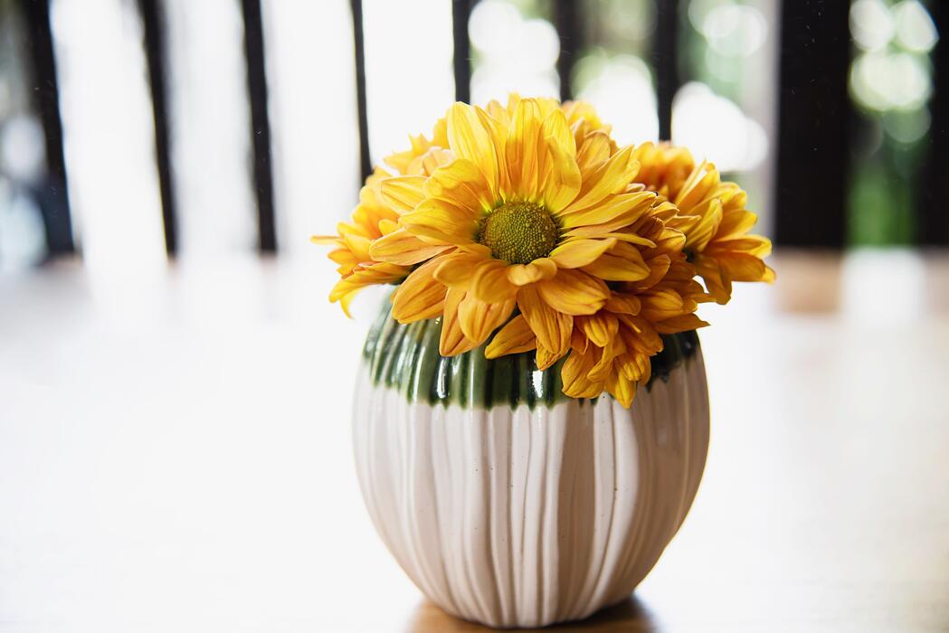 flower vase decoration ideas tips